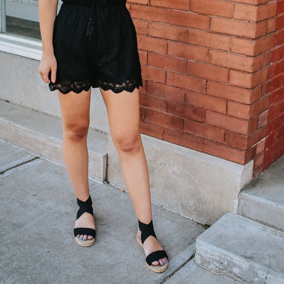 BLACK SANDALS - Charleston Shoe Co Benjamin - Picture 6 of 6